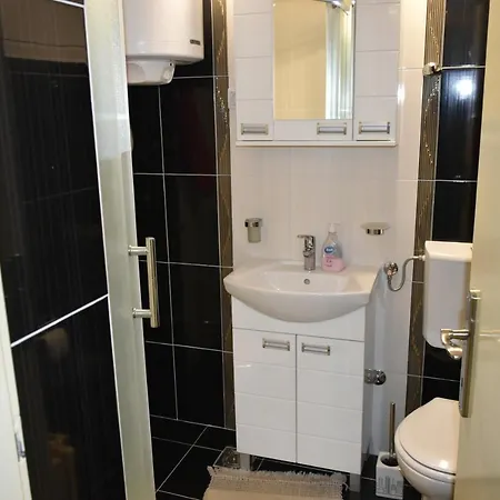 Prizma Apartment *